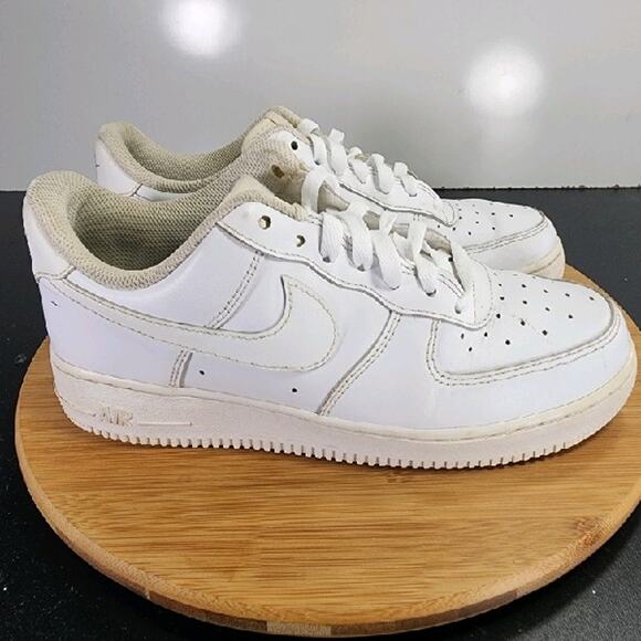 Nike Shoes - Womens Nike Af1 Air Force 1 Sz 8.5 009144 Triple White Leather Casual Sneakers